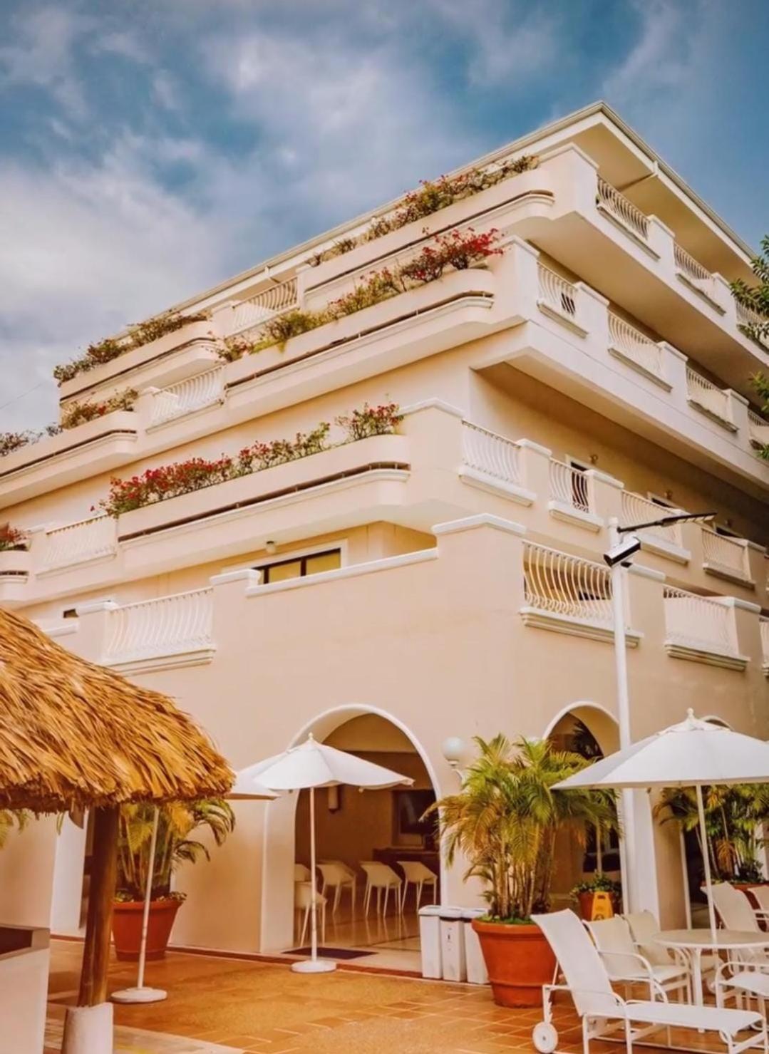 Tocarema Hotel